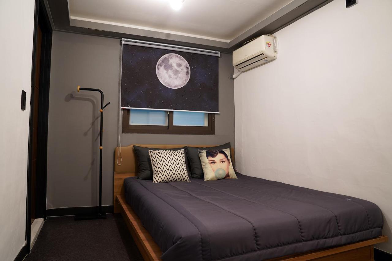 Apollo Guesthouse โซล ภายนอก รูปภาพ